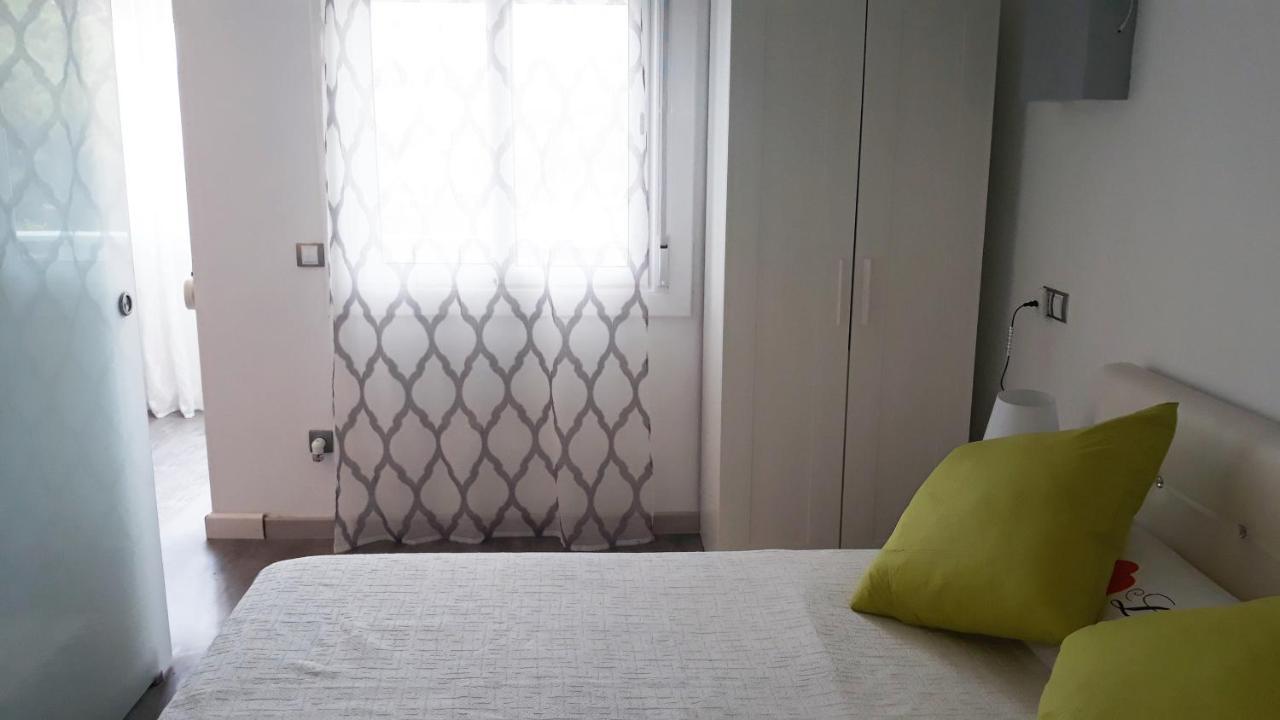 One Bedroom Flat In Fenals Lloret De Mar For 4 People Екстер'єр фото