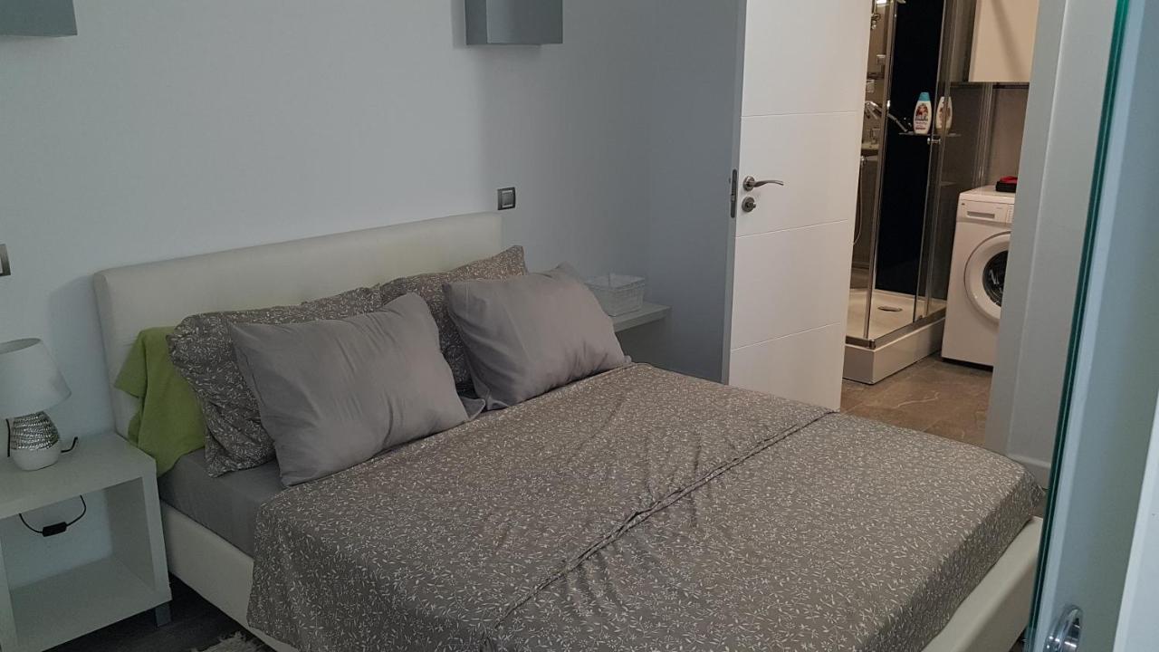 One Bedroom Flat In Fenals Lloret De Mar For 4 People Екстер'єр фото